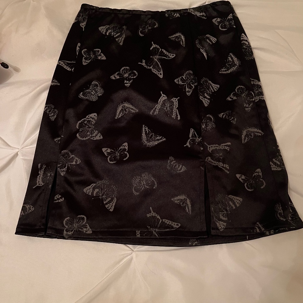Princess Polly black mini skirt with slits size XS